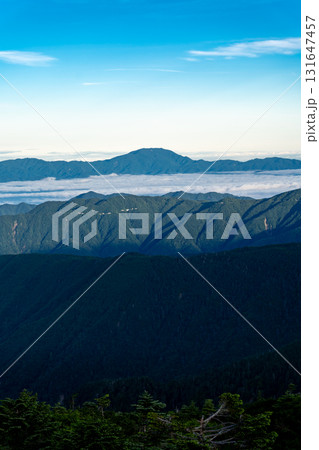 南アルプスの南岳(聖平)から見るモルゲンロートの恵那山 南アルプス聖岳登山 南アルプスの南岳(聖平)から見るモルゲンロートの恵那山 南アルプス聖岳登山 131647457
