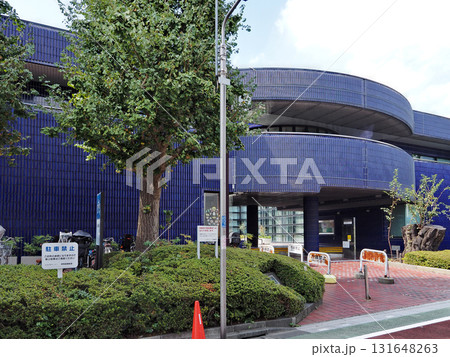 練馬区立練馬図書館 131648263