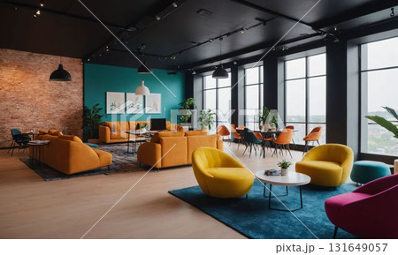 オレンジ色のモダンな部屋 オレンジ色のモダンな部屋 131649057