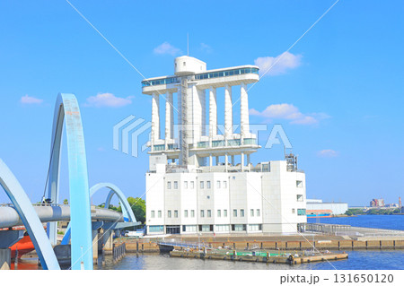 愛知県名古屋市、名古屋港ポートビルの風景 愛知県名古屋市、名古屋港ポートビルの風景 131650120