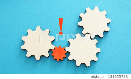 Gear mechanism with weak link. Teamwork failure. 131655728