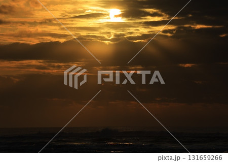 九十九里浜からの日の出の風景 131659266