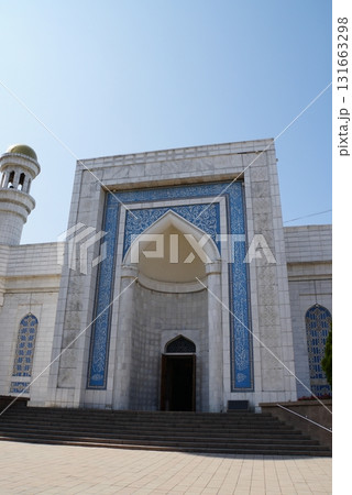 カザフスタン、アルマトイセントラルモスク 131663298