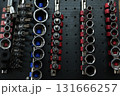 整然と並ぶ工具 131666257