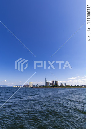 福岡愛宕浜から見たももち浜 131666515