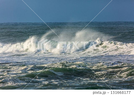 日本海の荒波 131668177