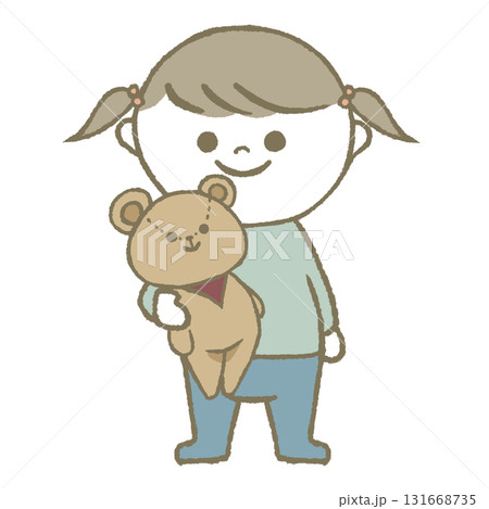 ぬいぐるみを抱く子供 131668735