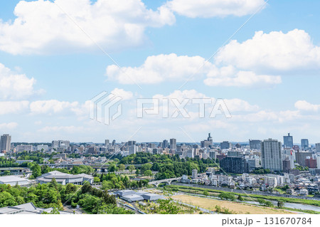 宮城県仙台市　青葉山公園から望む仙台市の街並み 131670784