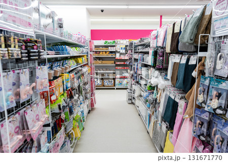 ダイソー京王ストア稲田堤店　神奈川県川崎市多摩区菅 131671770