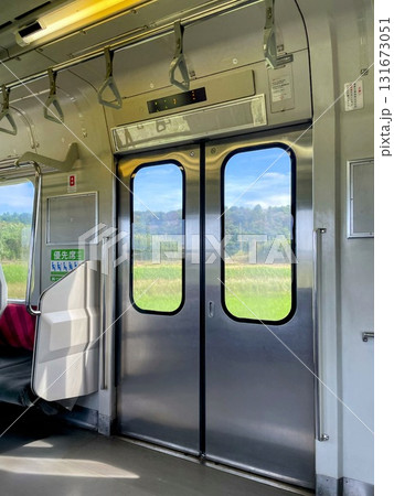 レトロな電車 レトロな電車 131673051