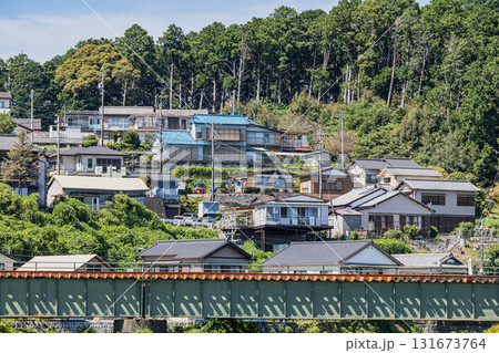 浜松市の天竜浜名湖鉄道の線路と街並み(静岡県) 131673764