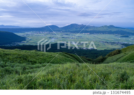 阿蘇山から市井の眺め 131674495
