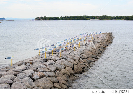 佐久島の人気アート作品 カモメの駐車場と穏やかな海 佐久島の人気アート作品 カモメの駐車場と穏やかな海 131678221