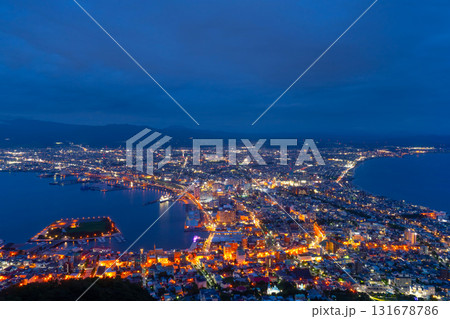 日本三大夜景・函館山から望む夜景 131678786