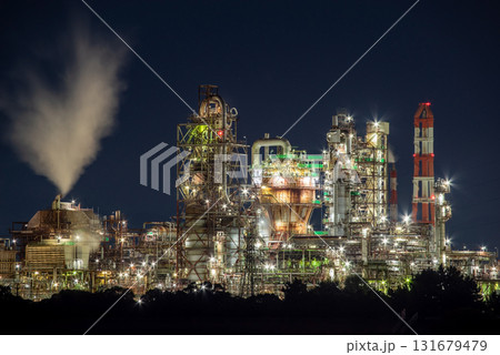 四日市の工場夜景《焼津突堤より望む塩浜地区 昭和四日市石油》 四日市の工場夜景《焼津突堤より望む塩浜地区 昭和四日市石油》 131679479