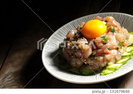 イナダのユッケ 131679680