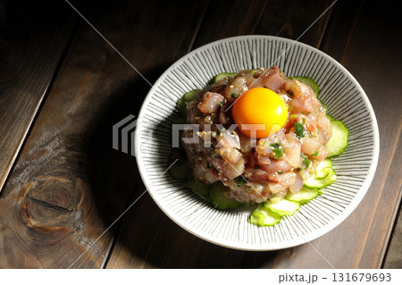 イナダのユッケ 131679693