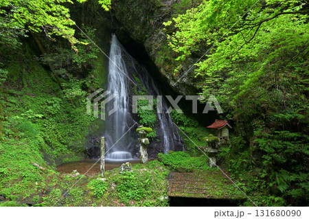 不動尊の滝（京都府南丹市美山町） 131680090