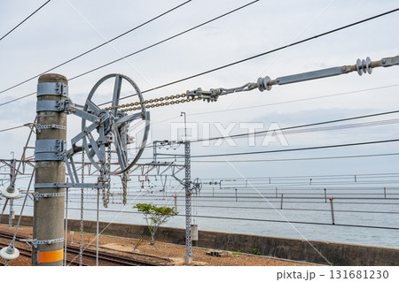 山陽本線の滑車式テンションバランサー 131681230