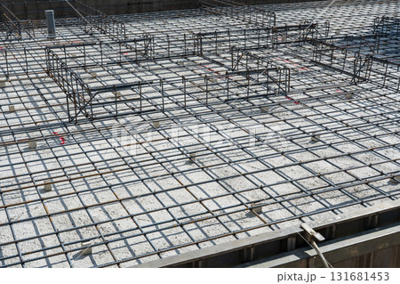 建築現場の基礎配筋 ベタ基礎 建築現場の基礎配筋 ベタ基礎 131681453