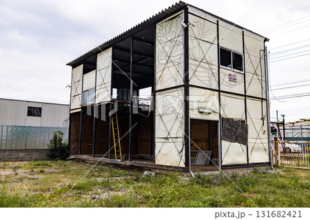 プレハブハウス解体工事 プレハブハウス解体工事 131682421