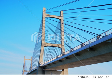 青空に架かる松川浦大橋 青空に架かる松川浦大橋 131683032