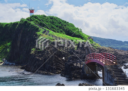 夏の津軽半島 高野埼灯台と遊歩道 夏の津軽半島 高野埼灯台と遊歩道 131683345
