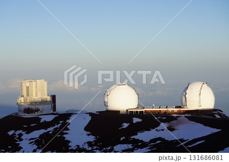 ハワイ島マウナケア山頂のすばる望遠鏡(Subaru Telescope)雲海に浮かぶ天文台の絶景 ハワイ島マウナケア山頂のすばる望遠鏡(Subaru Telescope)雲海に浮かぶ天文台の絶景 131686081