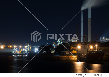 工場夜景　山口県周南市　周南コンビナート 131694199