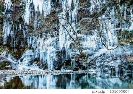 埼玉・秩父　三十槌の氷柱 131695004