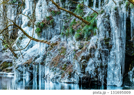 埼玉・秩父　三十槌の氷柱 131695009