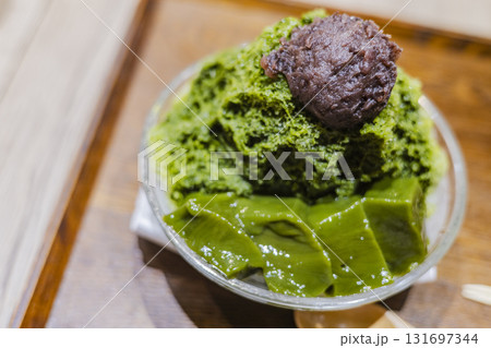 宇治金時かき氷 抹茶わらび餅 和スイーツ 宇治金時かき氷 抹茶わらび餅 和スイーツ 131697344