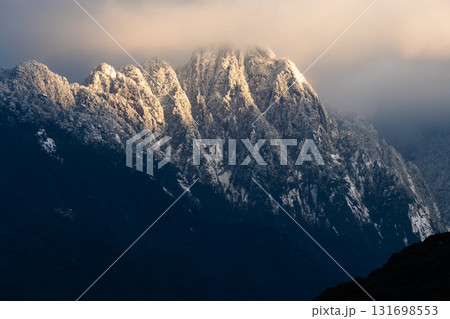 神が宿る　障子岳　世界自然遺産屋久島(冬 131698553