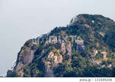 神が宿る　幻想神秘の山々　世界自然遺産屋久島(冬 131699206