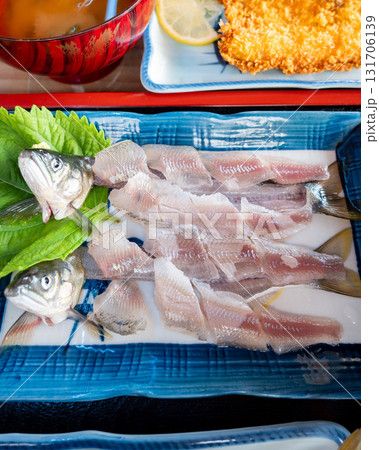 初夏の味覚「鮎料理」鮎の刺身 131706139