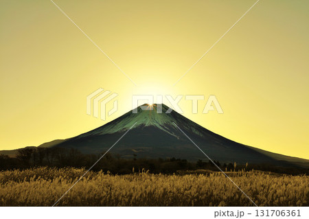 ダイヤモンド富士 131706361