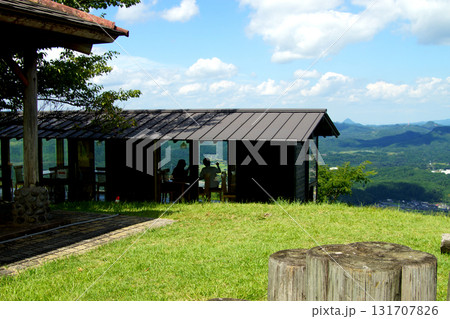 大分県玖珠町 伐株山山頂の風景 展望休憩舎KIRIKABU HOUSU 大分県玖珠町 伐株山山頂の風景 展望休憩舎KIRIKABU HOUSU 131707826