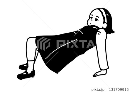 座って体を反らせる女の子のイラスト（モノクロ線画） 131709916