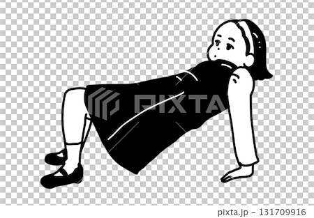 座って体を反らせる女の子のイラスト（モノクロ線画） 131709916