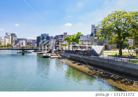 福岡 福博であい橋と天神中央公園 福岡 福博であい橋と天神中央公園 131711372
