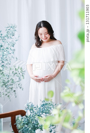 妊婦さん 131711903