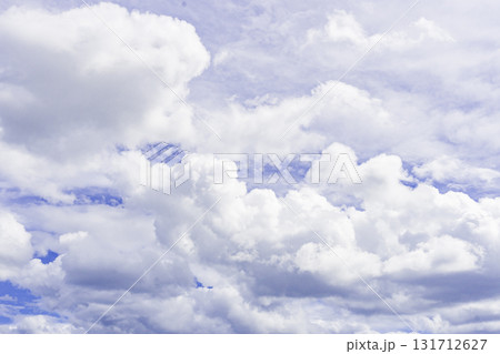 積雲 層積雲 積雲 層積雲 131712627