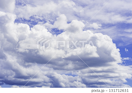 積雲 層積雲 積雲 層積雲 131712631