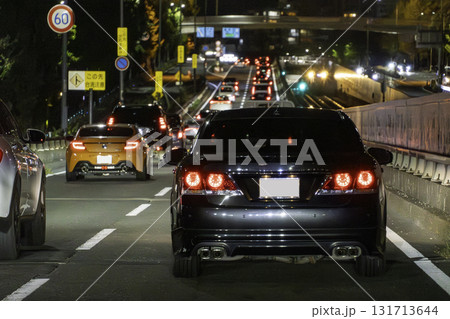 都市の夜間交通 都市の夜間交通 131713644
