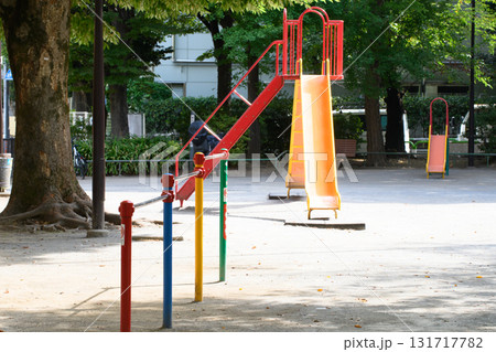 公園の遊具 公園の遊具 131717782