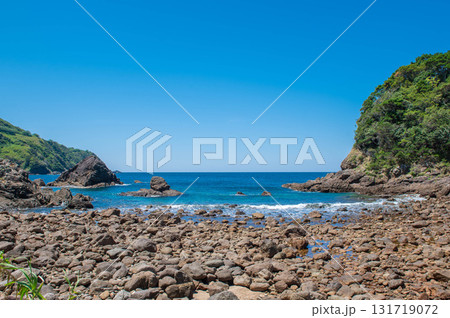 晴れの日の妙見浦 131719072