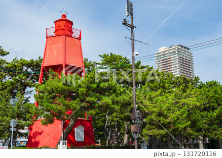 神戸市須磨区　須磨海浜公園に移築された旧和田岬燈台 131720116