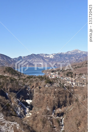 栃木県日光市の明智平展望台から見た中禅寺湖 栃木県日光市の明智平展望台から見た中禅寺湖 131720425