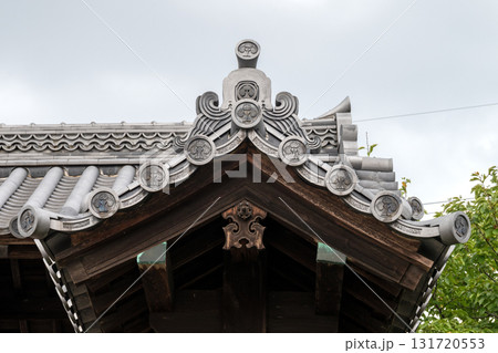 神戸城 移築城門に残る立葵紋 神戸城 移築城門に残る立葵紋 131720553