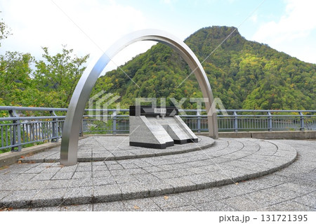 さっぽろ湖と定山渓ダム(札幌市南区定山渓)第一展望台 さっぽろ湖と定山渓ダム(札幌市南区定山渓)第一展望台 131721395